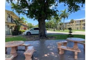 20200 NE 29th Ct APT N102, Aventura, FL 33180, Sold 03/08/22
