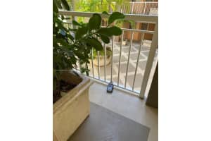 140 Meridian Ave, Miami Beach, FL 33139, Sold 06/30/22