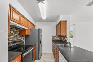 10461 NW 7th St, Pembroke Pines, FL 33026, Sold 11/30/21