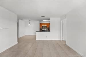 10461 NW 7th St, Pembroke Pines, FL 33026, Sold 11/30/21