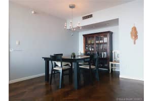 20515 E Country Club Dr, Aventura, FL 33180, Sold 12/06/21