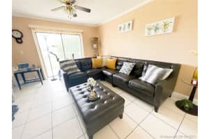 8517 NW 7th St, Miami, FL 33126, Sold 11/12/21