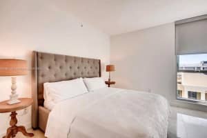 3301, 1300 Brickell Bay Dr #3505, Miami, FL 33131, Sold 03/29/22