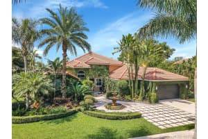 450 Sabal Way, Weston, FL 33326, Sold 11/19/21