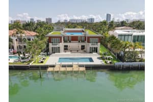 3100 N Bay Rd, Miami Beach, FL 33140, Sold 08/11/23