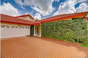 10365 NW 46th St, Doral, FL 33178, Sold 12/15/21