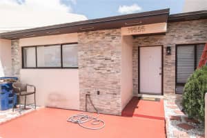 19555 NW 55th Cir Pl, Miami Gardens, FL 33055, Sold 01/03/22