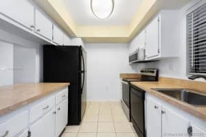 8600 NW 34th Pl APT B201, Sunrise, FL 33351, Sold 10/25/21