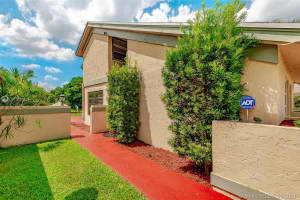 4071 SW 83rd Way, Davie, FL 33328, Sold 11/17/21