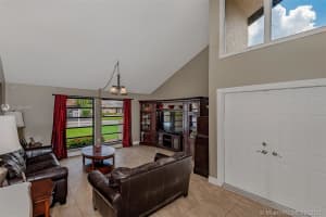 4071 SW 83rd Way, Davie, FL 33328, Sold 11/17/21