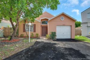 10012 SW 223rd Ln, Cutler Bay, FL 33190, Sold 01/19/22