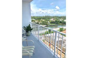 2829 Indian Creek Dr, Miami, FL 33140, Sold 12/10/21