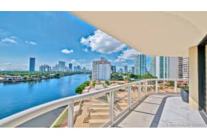 20191 E Country Club Dr, Miami, FL 33180, Sold 11/15/21