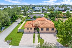 9810 NW 26th St, Doral, FL 33172, Sold 11/30/21