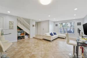 19023 NW 52nd Ct, Miami Gardens, FL 33055, Sold 11/22/21