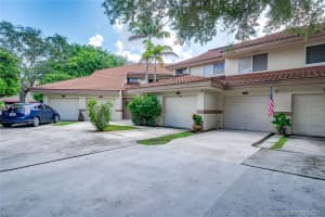 958 NW 92nd Terrace, Plantation, FL 33324, Sold 11/02/21