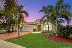 2388 NW 184th Terrace, Pembroke Pines, FL 33029, Sold 10/08/21
