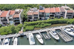 6022 Paradise Point Dr, Palmetto Bay, FL 33157, Sold 02/15/22