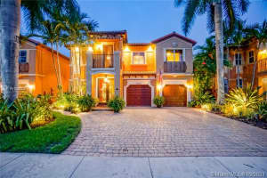 15471 SW 30th St, Miami, FL 33185, Sold 11/30/21