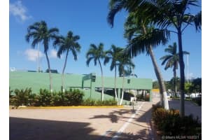 1800 NW 24th Ave, Miami, FL 33125, Sold 02/09/22