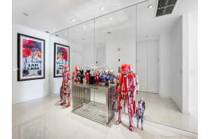 1100 Biscayne Blvd, Miami, FL 33132, Sold 11/01/21