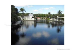 6427 Windmill Gate Rd, Miami Lakes, FL 33014, Sold 11/19/21