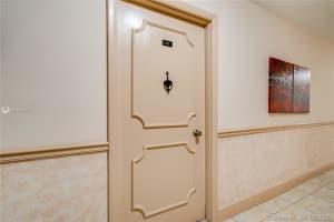 1601 S Ocean Dr, Hollywood, FL 33019, Sold 01/05/22