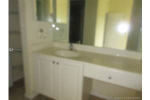 3082 NW 30th Pl, Oakland Park, FL 33311, Sold 11/10/21