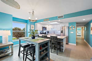 429 NE Tradewind Ln, Stuart, FL 34996, Sold 10/29/21