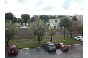 9441 SW 4th St, Miami, FL 33174, Sold 01/31/22