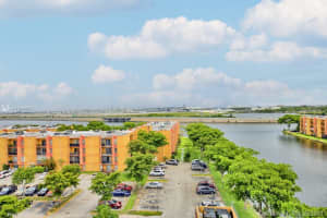 4717 NW 7th St, Miami, FL 33126, Sold 11/12/21