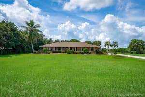 3021 SW 117th Ave, Davie, FL 33330, Sold 12/01/21