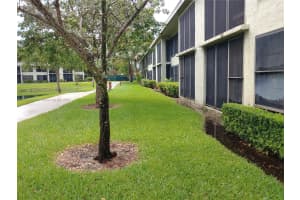 204 Lake Pointe Dr, Oakland Park, FL 33309, Sold 12/16/21