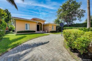 510 S Shore Dr, Miami Beach, FL 33141, Sold 05/25/22