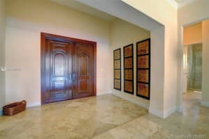 510 S Shore Dr, Miami Beach, FL 33141, Sold 05/25/22