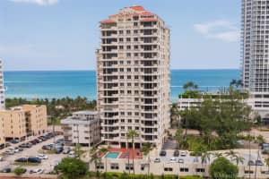 6422 Collins Ave, Miami Beach, FL 33141, Sold 03/04/22