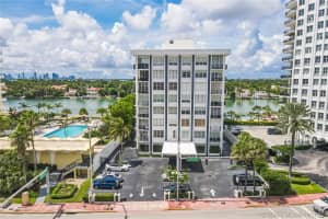 5640 Collins Ave #6a, Miami Beach, FL 33140, Sold 03/14/22