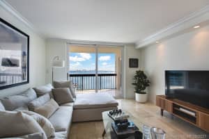 2333 Brickell Ave, Miami, FL 33129, Sold 11/24/21
