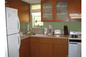 6709 N Kendall Dr, Miami, FL 33156, Sold 11/12/21