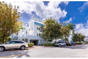 1040 10th St, Miami Beach, FL 33139, Sold 12/09/21