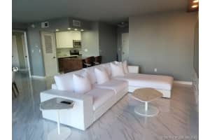 9800 W Bay Harbor Dr, Bay Harbor Islands, FL 33154, Sold 11/03/21