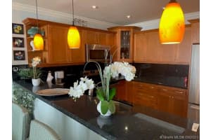 5601 Collins Ave, Miami Beach, FL 33140, Sold 11/05/21