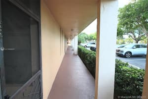 5606 Coral Lake Dr, Margate, FL 33063, Sold 01/03/22