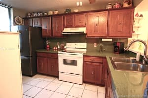 5606 Coral Lake Dr, Margate, FL 33063, Sold 01/03/22