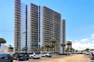 3701 N Country Club Dr, Aventura, FL 33180, Sold 02/23/22