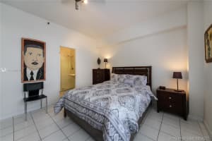 255 W 24th St, Miami Beach, FL 33140, Sold 01/07/22
