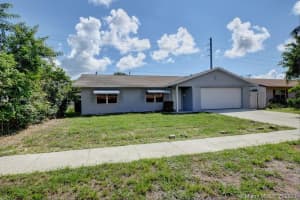 1312 NW 7th St, Boynton Beach, FL 33426, Sold 01/19/22