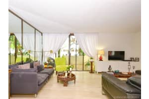 20291 NE 30th Ave, Aventura, FL 33180, Sold 11/05/21