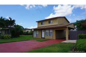 19243 NW 53rd Cir Pl, Miami Gardens, FL 33055, Sold 01/24/22