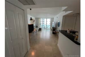 186 SE 12th Terrace #2204, Miami, FL 33131, Sold 12/15/21